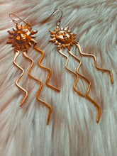 Load image into Gallery viewer, SUNRAY brass sun dangle earrings