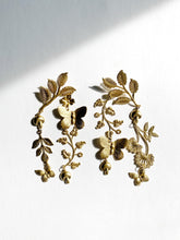 Load image into Gallery viewer, DREAMGAZE flora and fauna brass earrings