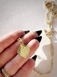 AMULETS + TALISMANS delicate sacred heart necklace