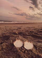 Load image into Gallery viewer, STORMY SEA seashell tea light candle
