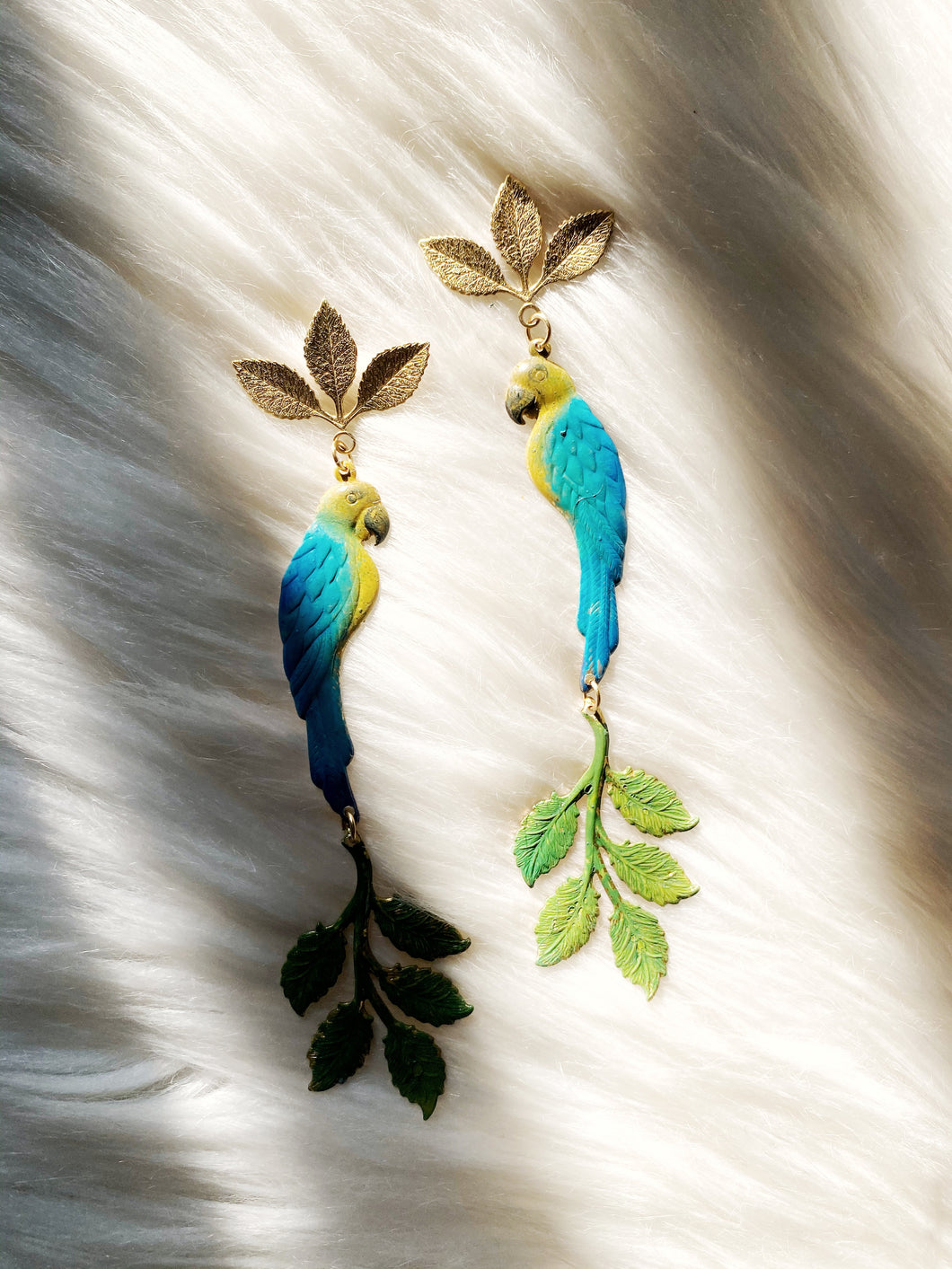 DREAMGAZE parrot earrings
